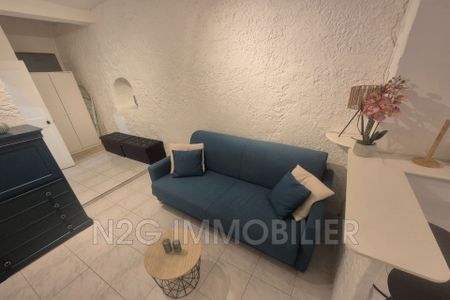Location Appartement 1 pièce 23m² GRASSE 06130 - Photo 3