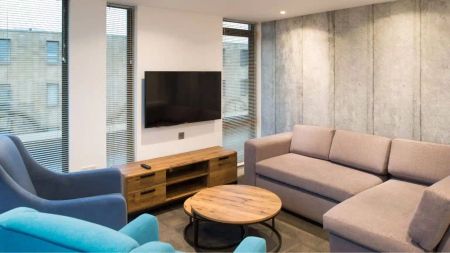 Superior Plus Studio - Photo 2