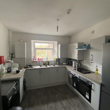 Room For Rent Broadway, Pontypridd - Photo 3