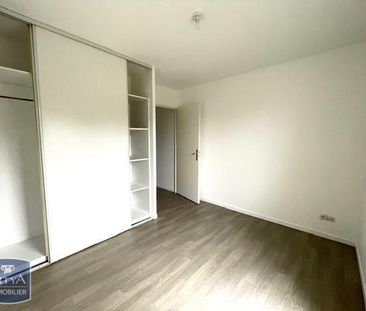 Location Appartement 3 pièces 70m² LILLE 59000 - Photo 4