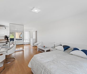 Möblierte 1.5-Zimmer-Wohnung mit Balkon in Dällikon Zürich - Photo 3