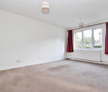 4 bedroom detached house to rent - Photo 1