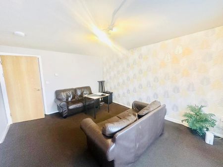 3 bedroom terraced house to rent - Photo 2