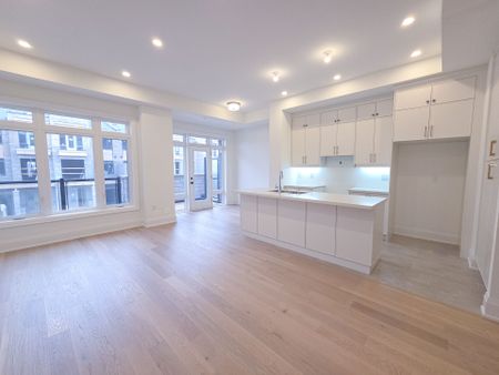 For Lease - 3328 Azam Way, Oakville, Ontario - Photo 4