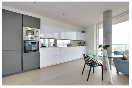 2 Bed Flat, River Gardens Walk, SE10 - Photo 3