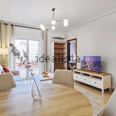 Alquiler de piso en Calle los Gases - Photo 1