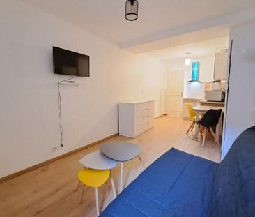 Studio meublé- Centre ville- Proche: Tram, BSB, commerces. - Photo 3