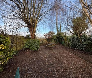 2 bedroom semi-detached house to rent - Photo 6