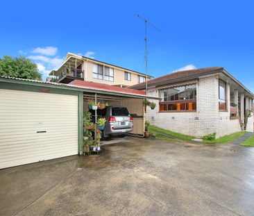 2/15 Katrina Street, WARRAWONG NSW 2502 - Photo 1