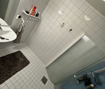 Hanstavägen, Kista - Photo 1