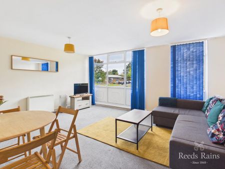 2 bedroom apartment to rent - Photo 2