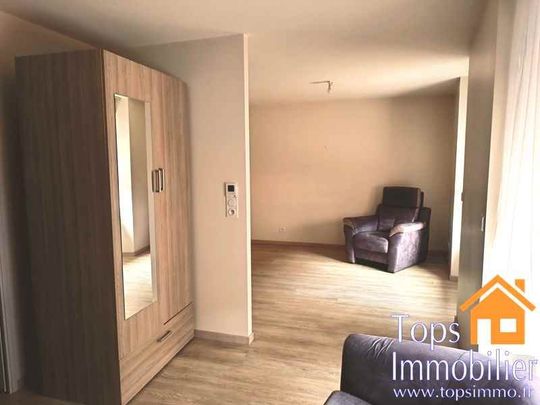 Location Appartement 2 pièces 32m² VILLEFRANCHE DE ROUERGUE 12200 - Photo 1