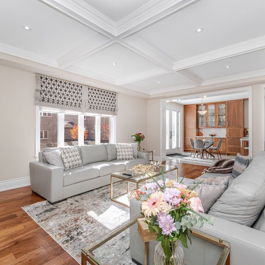 For Lease - 2118 Vineland Crescent, Oakville, Ontario - Photo 1