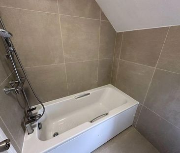 2 bedroom detached bungalow to rent - Photo 3