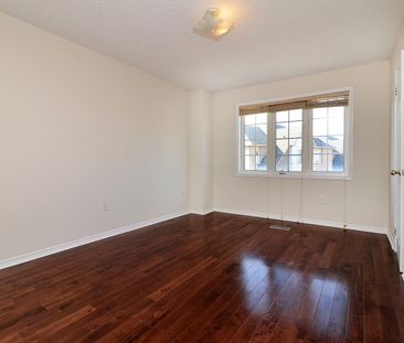 For Lease - 7155 Magistrate Terrace Unit# 131, Mississauga, Ontario - Photo 5