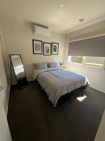 Cranbourne West - Photo 4