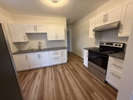 231 William St, Unit 1, Midland, ON - Photo 2