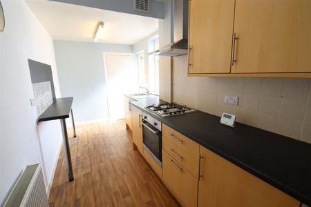 3 Bed Terraced House, Stepping Stones Road, CV5 - Photo 5