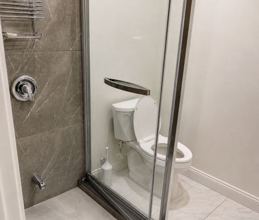 For Lease - 243 Orchard Heights Boulevard, Aurora, Ontario - Photo 5