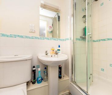 2 bedroom flat to rent - Photo 6