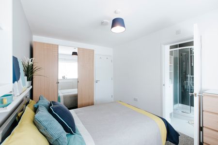 37LR - Professional Co-Living Property - Photo 4