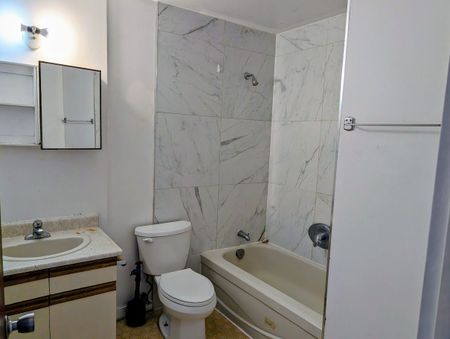 For Lease - 328 Aylmer Street Unit# 305, Peterborough, Ontario - Photo 3