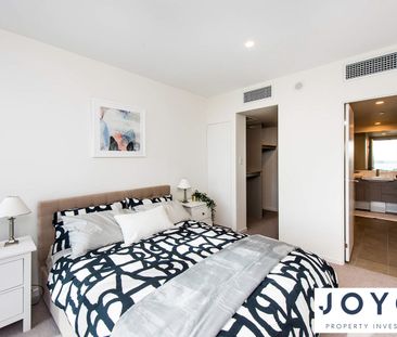 Nothing to do but move in! - Photo 3