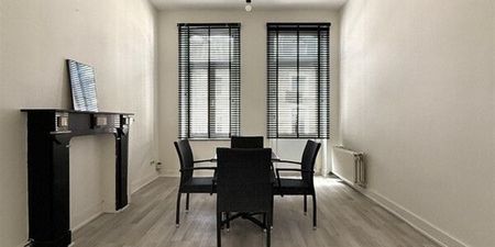 Appartement te huur in Andenne voor € 900 met 2 slaapkamers - Photo 2
