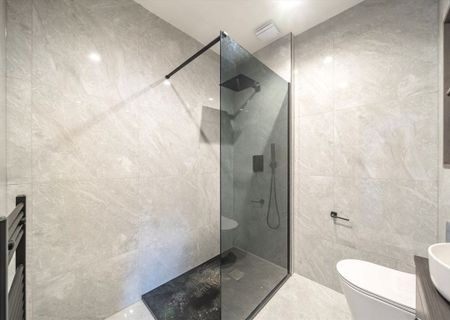 Wimbledon Hill Road, SW19 7PA, London - Photo 5