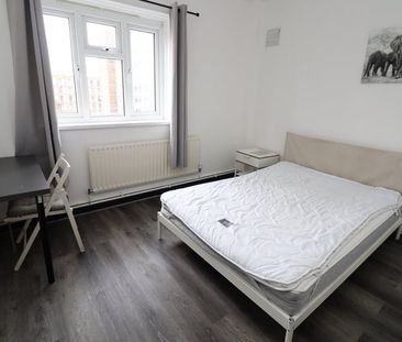 Room in a Shared Flat, Godwin House, E2 - Photo 3