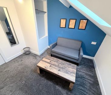 To Let: Newport Road, Middlesbrough, TS1 1LB. - Photo 2