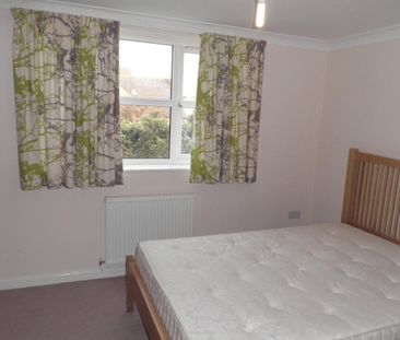 Abbeygate Court - Photo 2