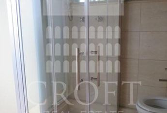 Center-Pantheon: Beautiful fully furnihed modern 1 bedroom, 2 bath loft in Historic building. Quiet, bright, parquet floors, high ceilings, air conditioning, close to services. # 2264