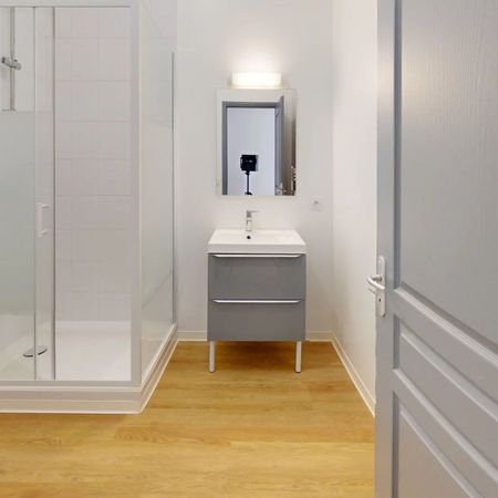 Location Studio 1 pièces 36 m2 à Sorèze - Photo 4