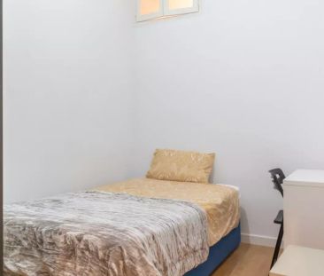 Room in a shared 5-bedroom apartment for rent in Justicia - Foto 6