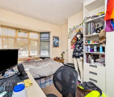 5 bedroom semi-detached house to rent - Photo 1