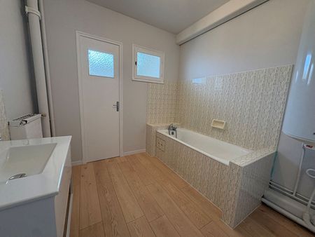 Location Appartement 2 pièces 65m² - Photo 4