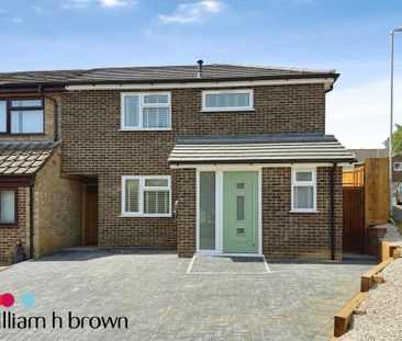 3 bedroom semi-detached house to rent - Photo 2