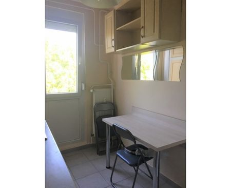 Építők útján,2 szobás lakás kiadó!!!!. - Fotó 3
