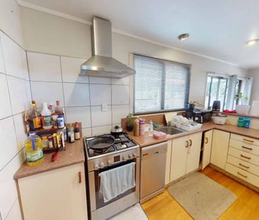 Whanganui East - 3 Bedrooms - Photo 4