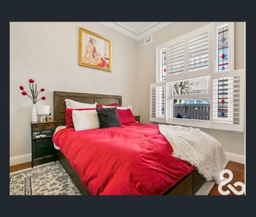 **Low Maintenance Living** - Photo 3