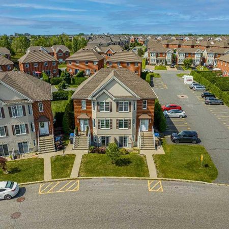 Condo 3 1/2 à Brossard avec électroménagers, 1 stationnement, Thermopompe mural, 1 Rangement et balcon extérieur - Photo 4