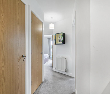 1 bedroom in a house share to rent - Photo 4