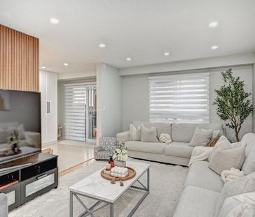 For Lease - 14 Bridlewreath Street, Kitchener, Ontario - Photo 3