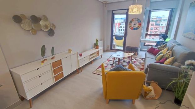 Apartamento de alquiler en Avenida del Ferrocarril, Basurtu - Photo 1