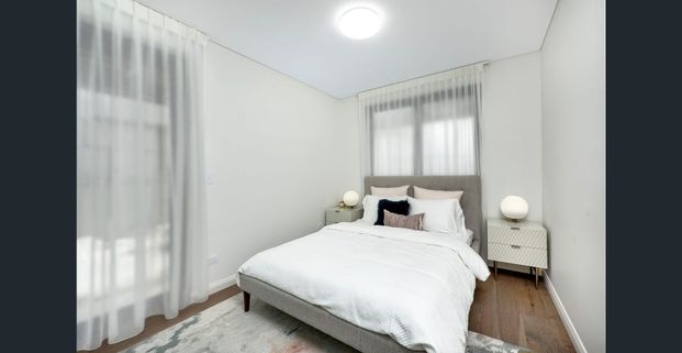 Well designed modern 2 Bedroom + Study apartment - Photo 1