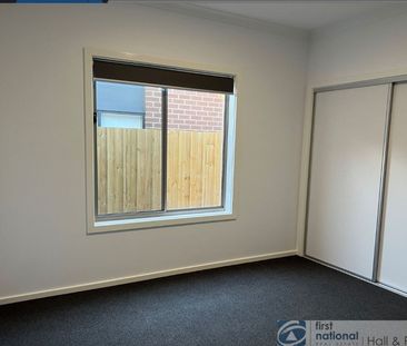 17 Scotland Circuit, 3977, Cranbourne West Vic - Photo 4