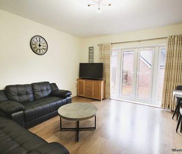 3 bedroom property to rent in Bracknell - Photo 3