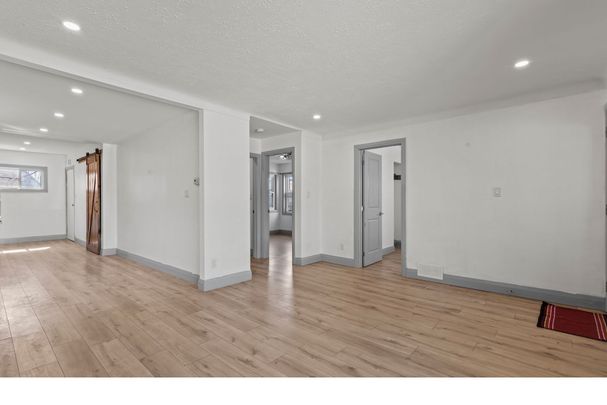 For Lease - 14 Elmwood Avenue, St. Catharines, Ontario - Photo 1
