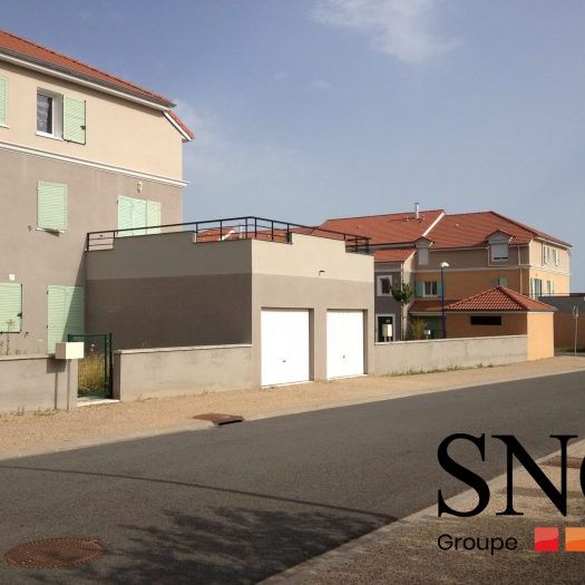 T3 DUPLEX AVEC TERRASSE ET GARAGE - Photo 1